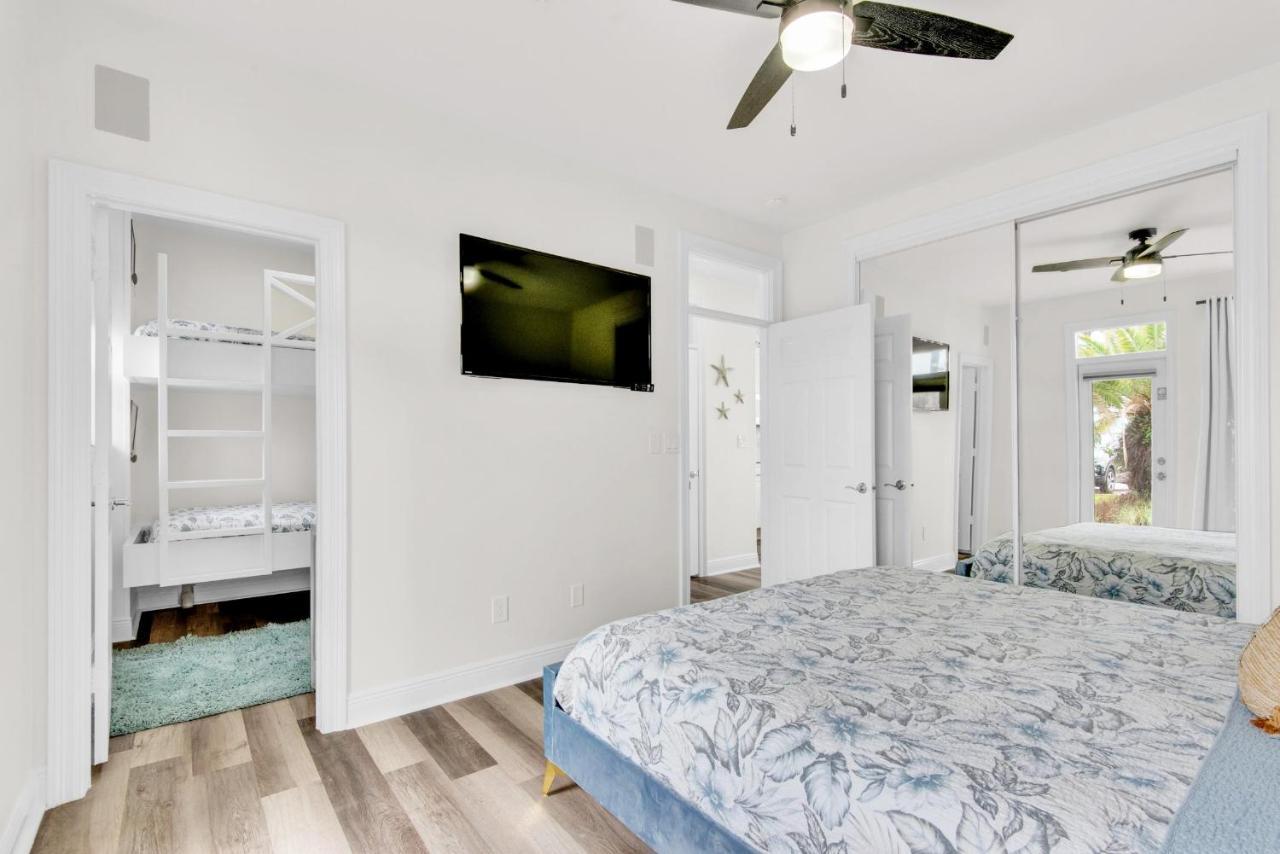 Destiny Beach Villas #15B Exterior photo